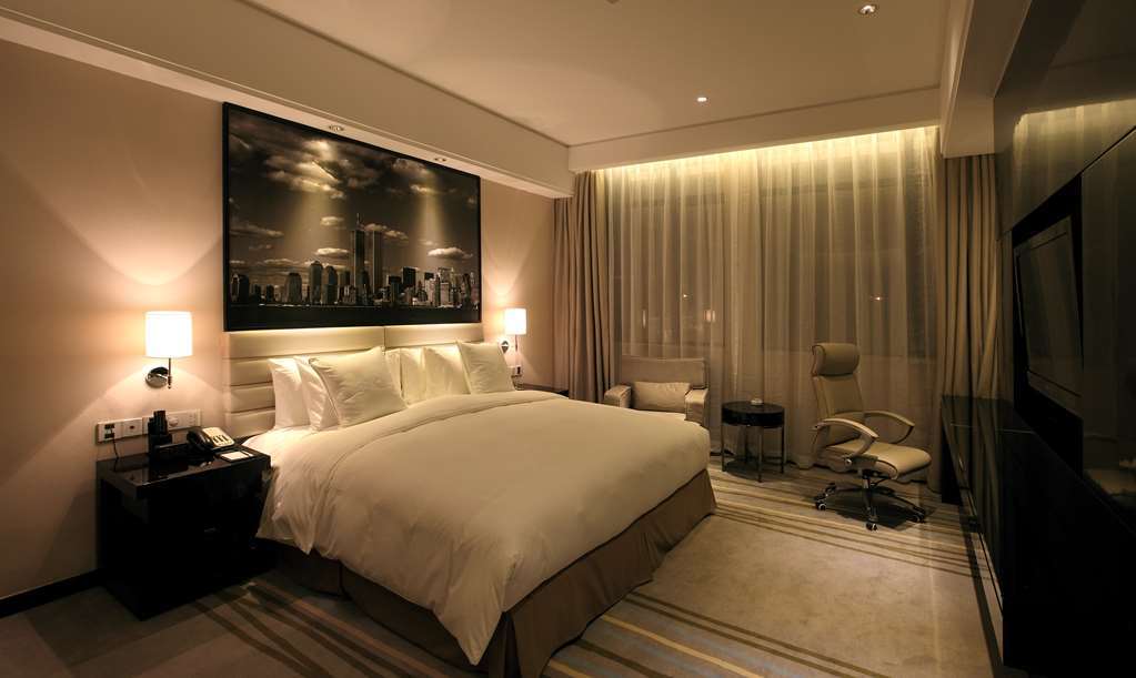 Haoyin Gloria Plaza Hotel Гуанчжоу Номер фото